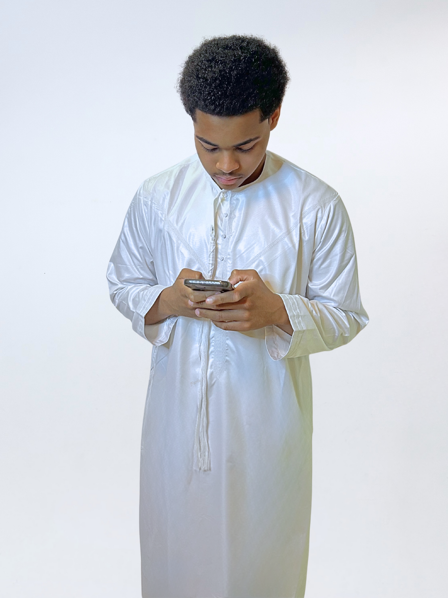 Qamis Émirati