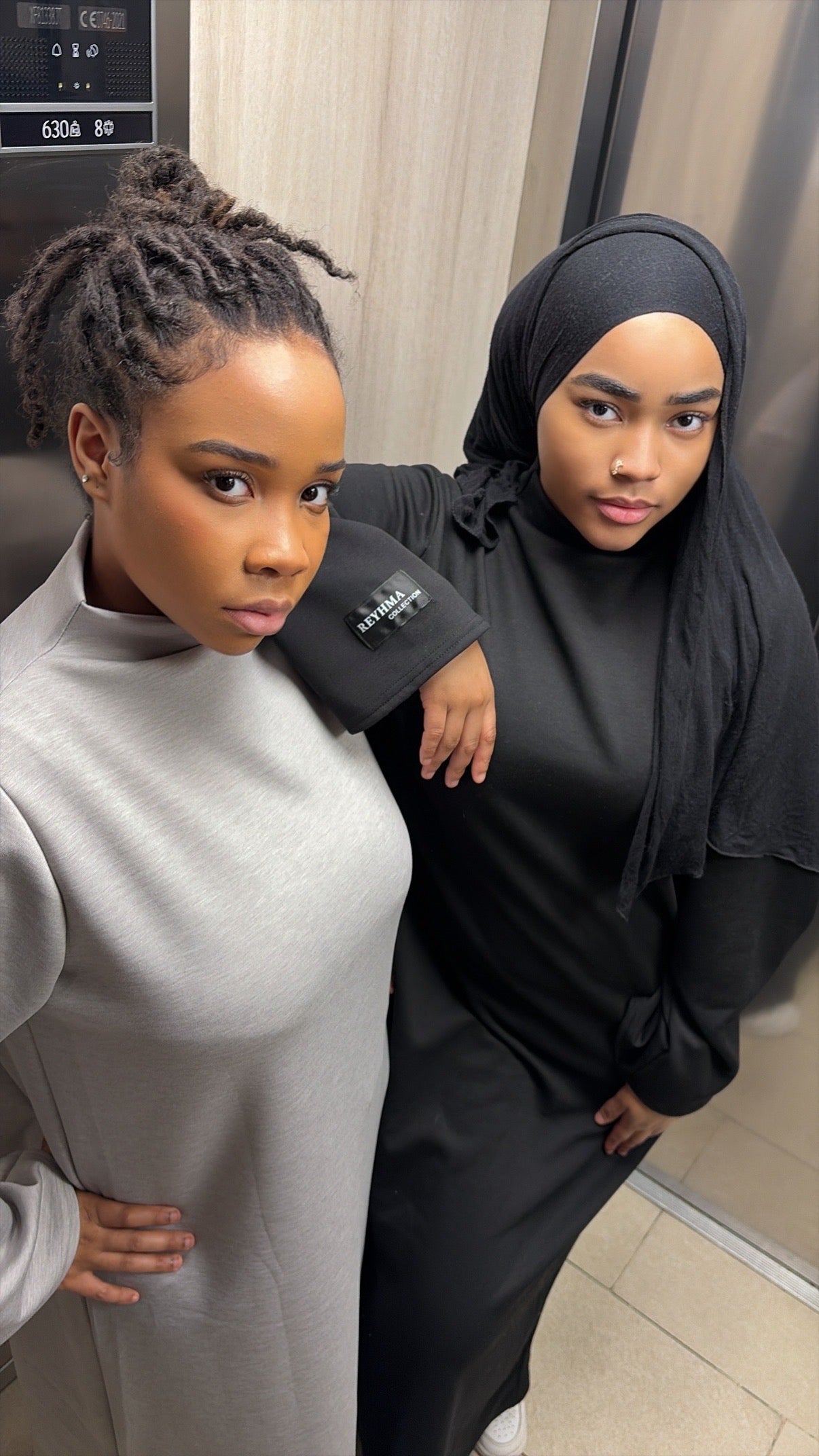 Robe REYHMA